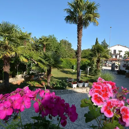 Nela Apartmán Poreč