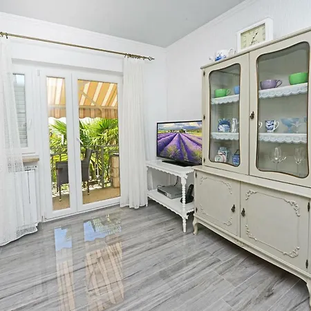 Nela Apartmán Poreč